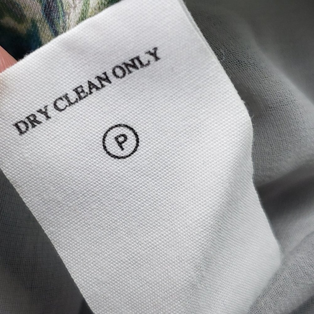 MM COUTURE Med MISS ME Green Ruffled V-Neck Dress - Picture 8 of 8